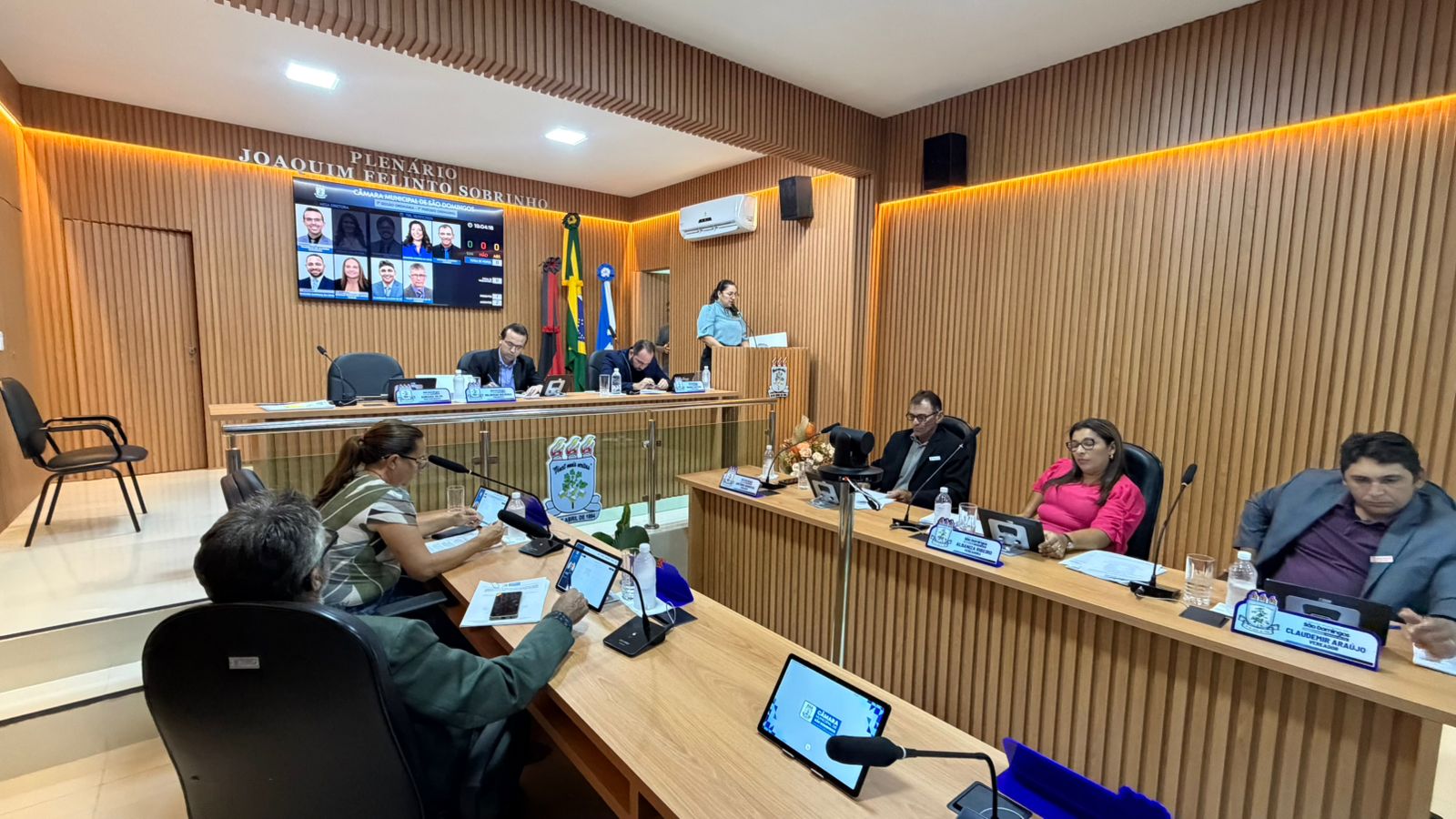 Câmara de São Domingos inicia 2026 com aprovação de projetos voltados à valorização dos servidores e políticas de igualdade